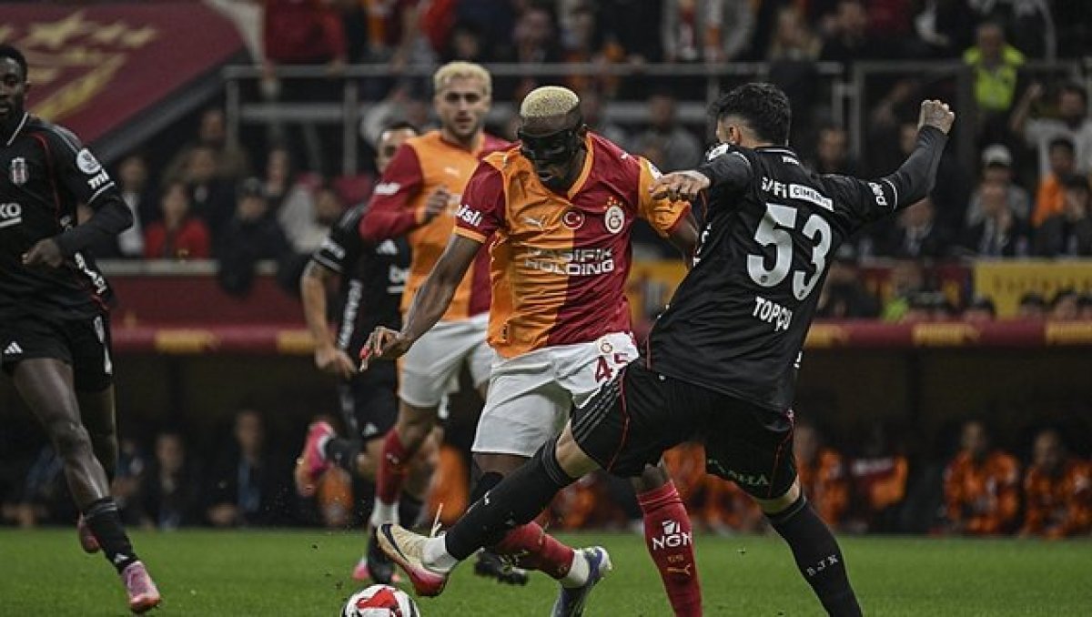 Galatasaray-Beşiktaş Derbisinde Gergin Anlar
