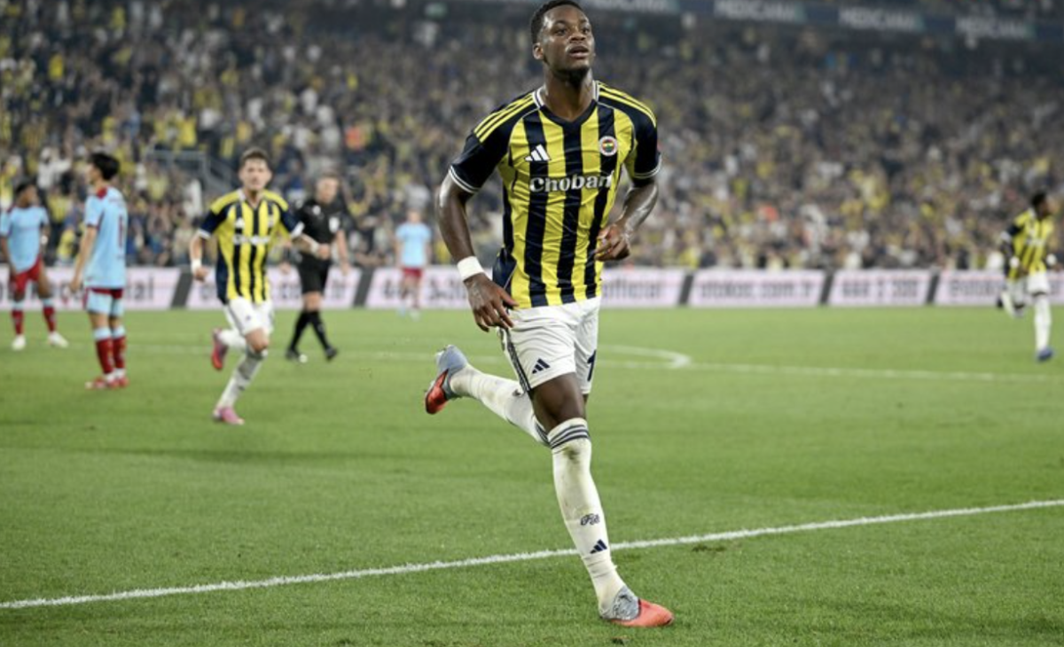Fenerbahçe’de Jhon Duran Dev Maçta Sahada Olacak!