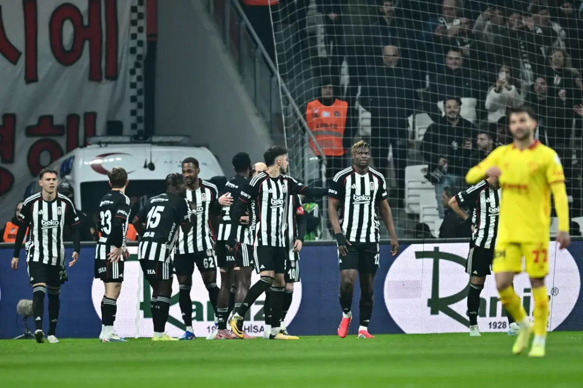 Beşiktaş Dolmabahçe’de şov yaptı! Göztepe’ye 4 gollü darbe