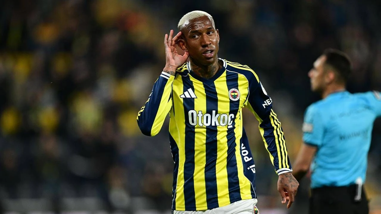 Talisca şov yaptı! Fenerbahçe Başakşehir’i 3 golle geçti
